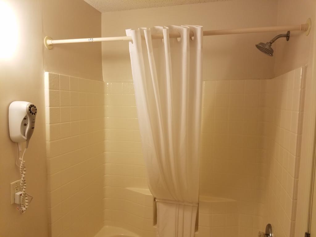 Affordable Suites פלורנס מראה חיצוני תמונה